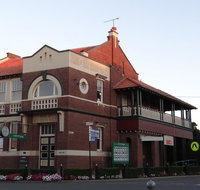 The Bank BB West Wyalong - Accommodation Yamba