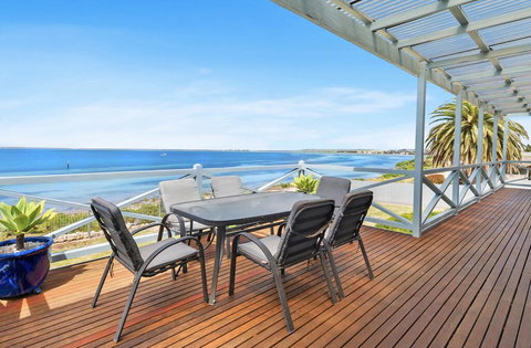 The Beach House - Point Turton - Accommodation Yamba 1