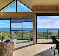 The Beach House - Port Bouvard - Accommodation Yamba
