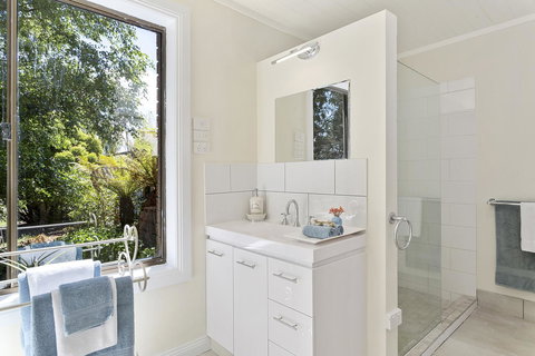 Birch Lane - Accommodation Yamba 9