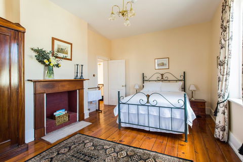 Grand Old Duke - Accommodation Yamba 12