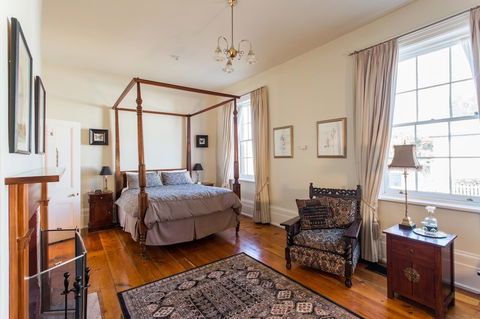 Grand Old Duke - Accommodation Yamba 27