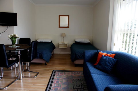 Shearwater Cottages - Accommodation Yamba 7