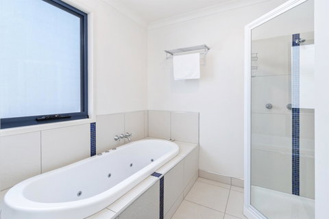 Madsen Retreat - Accommodation Yamba 31