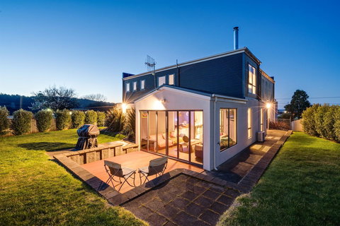 Madsen Retreat - Accommodation Yamba 9