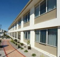 Edgewater Hotel - Accommodation Yamba