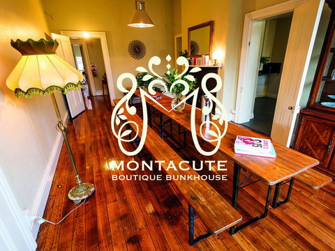 Montacute Boutique Bunkhouse - Accommodation Yamba 0