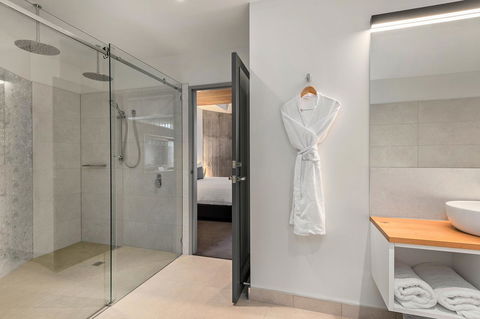 Peppers Silo - Accommodation Yamba 7