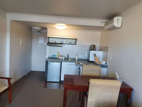 Battery Point Apartment With Car Park - Accommodation Yamba 13