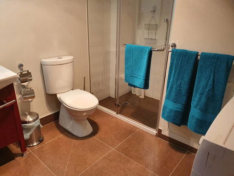 Battery Point Apartment With Car Park - Accommodation Yamba 16