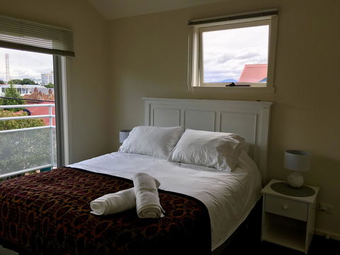 4 At 8 Townhouse Newcastle St - Accommodation Yamba 1