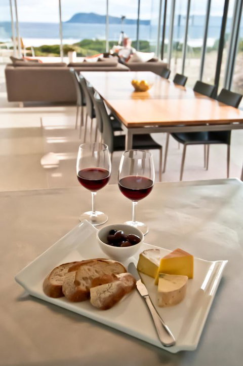 Cloudy Bay Beach House - Accommodation Yamba 32