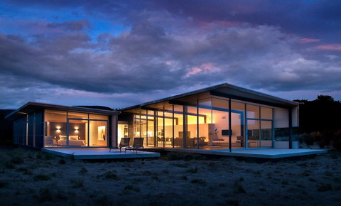 Cloudy Bay Beach House - Accommodation Yamba 3