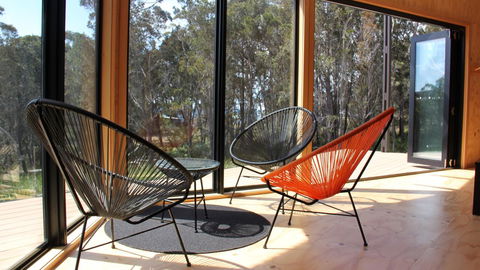 BAY OF FIRES ECO HUT Off Grid Experience At Binalong Bay - Accommodation Yamba 11