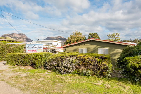 Mayson - Accommodation Yamba 0