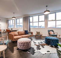 Change Overnight - Accommodation Yamba