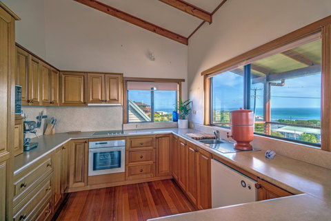 Zenith - Accommodation Yamba 19