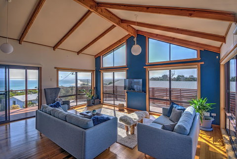 Zenith - Accommodation Yamba 10