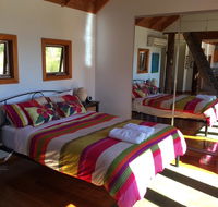 The Tree House - Accommodation Yamba