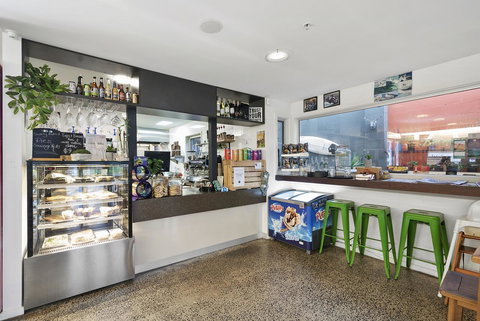 The Island Accommodation - Accommodation Yamba 21