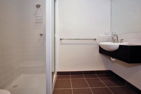 The Island Accommodation - Accommodation Yamba 5