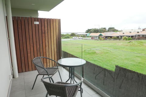 The Apollo - Accommodation Yamba 19
