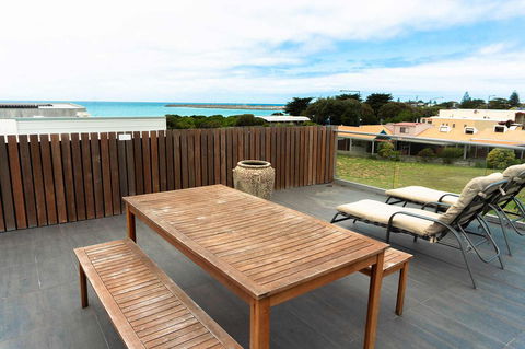 The Apollo - Accommodation Yamba 17
