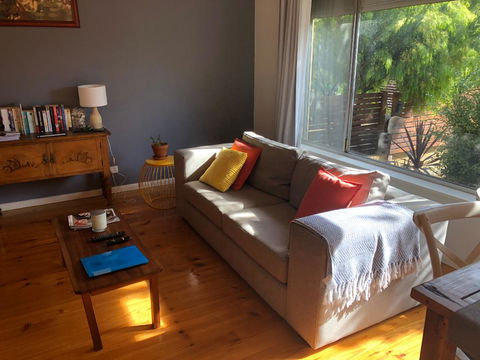 Flora Hill Creek Views - Accommodation Yamba 6