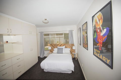 Flora Hill Creek Views - Accommodation Yamba 2