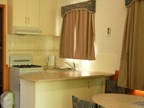 Tasman Holiday Parks - Geelong - Accommodation Yamba 17