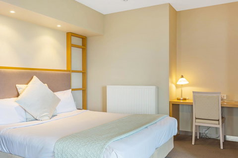 Deep Blue Hotel & Hot Springs - Accommodation Yamba 36