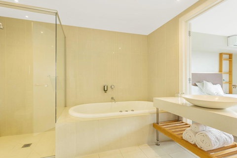 Deep Blue Hotel & Hot Springs - Accommodation Yamba 20