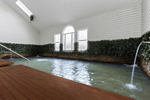 Deep Blue Hotel & Hot Springs - Accommodation Yamba 12