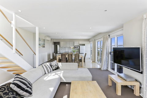 Deep Blue Hotel & Hot Springs - Accommodation Yamba 31