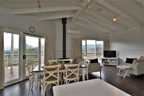 Hamptons In Healesville - Accommodation Yamba 5