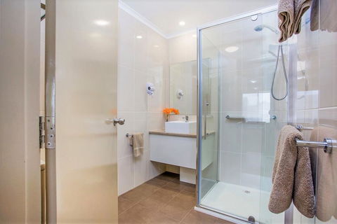 Comfort Inn Warrnambool International - Accommodation Yamba 3