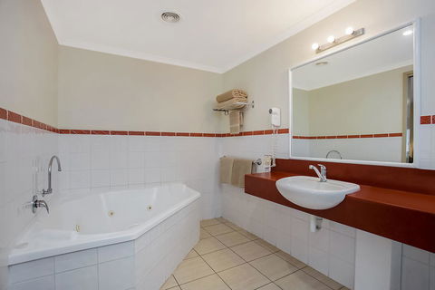 Comfort Inn Warrnambool International - Accommodation Yamba 11