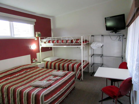 The Highlander Motel - 24HR Check In - Accommodation Yamba 17