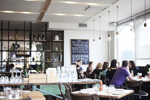 Plough Hotel - Accommodation Yamba 16