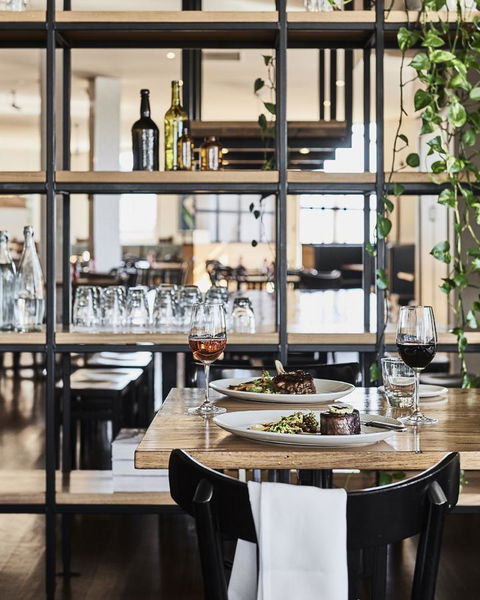 Plough Hotel - Accommodation Yamba 14