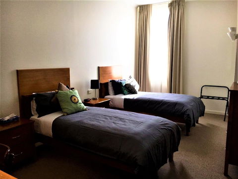 Plough Hotel - Accommodation Yamba 9