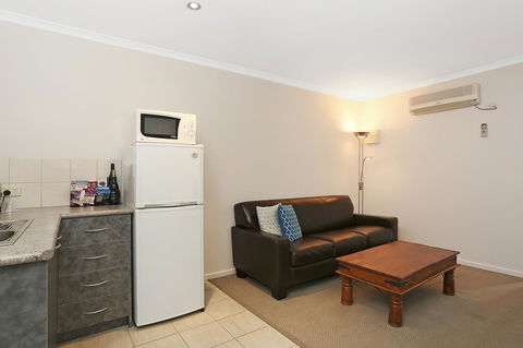 Quality Inn & Suites The Menzies - Accommodation Yamba 39