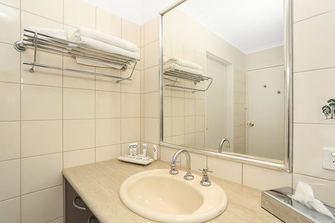 Quality Inn & Suites The Menzies - Accommodation Yamba 32