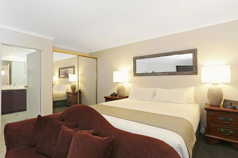 Quality Inn & Suites The Menzies - Accommodation Yamba 36