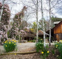 Lothlorien - Accommodation Yamba