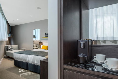 Peppers Docklands - Accommodation Yamba 16