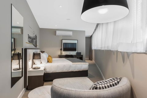 Peppers Docklands - Accommodation Yamba 14