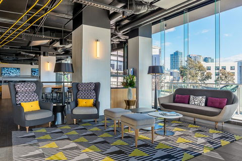 Peppers Docklands - Accommodation Yamba 43