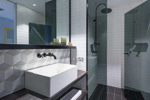 Peppers Docklands - Accommodation Yamba 31