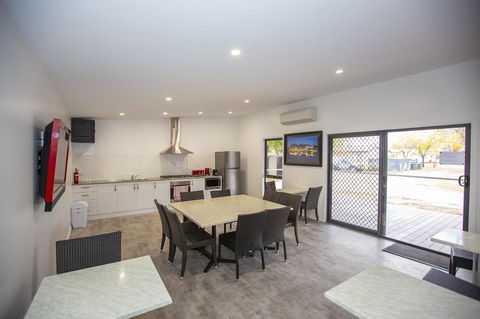 All Seasons Mildura Holiday Park - Accommodation Yamba 6